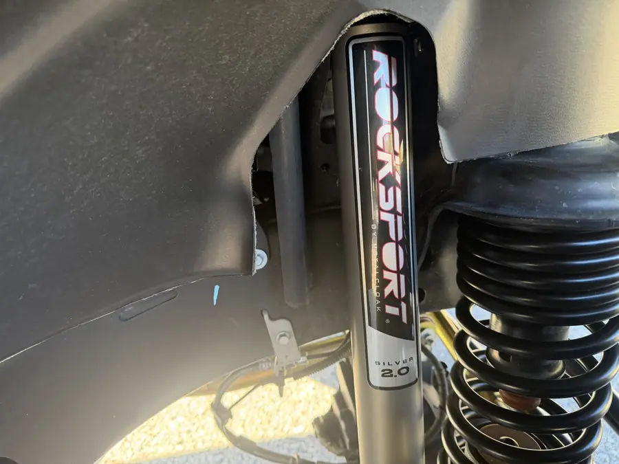 MetalCloak RockSport Silver 2.0 shock installed on a Jeep Wrangler