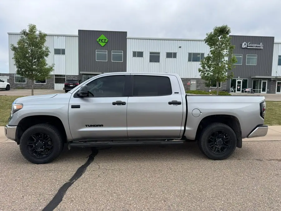 Lifted Toyota Tundra on aftermarket wheels