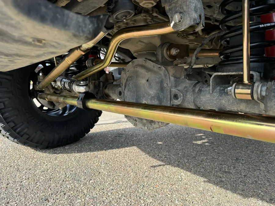 MetalCloak heavy-duty tie rod, drag link and track bar with a Fox steering stabilizer on a 2020 Jeep Gladiator